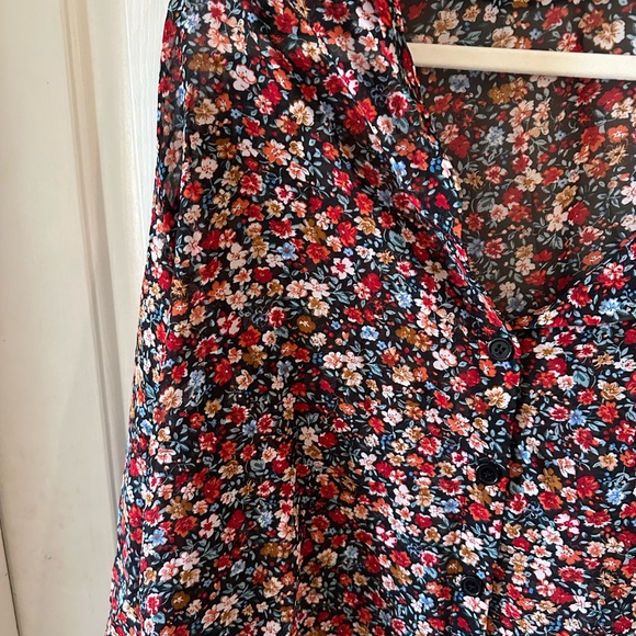 Floral Button Down - Picture 2 of 2